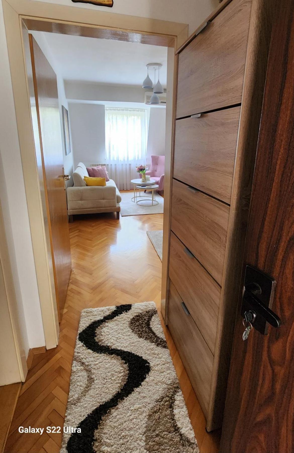 Apartment 88, Self Check-In, Free Parking สโกเปีย ภายนอก รูปภาพ