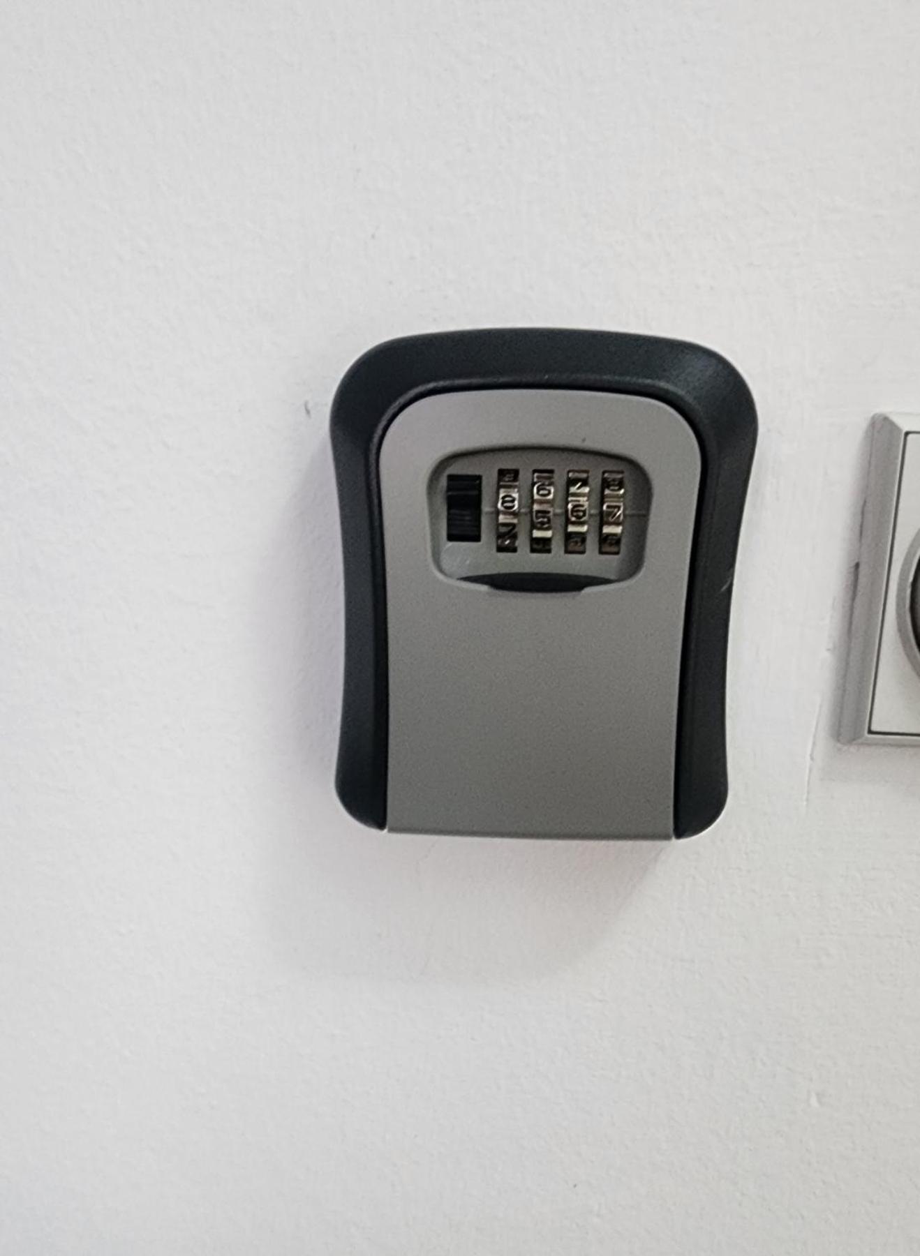 Apartment 88, Self Check-In, Free Parking สโกเปีย ภายนอก รูปภาพ